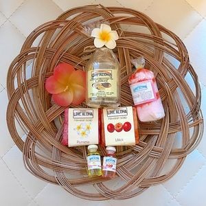 Live Aloha Authentic Hawaiian Gift basket Oil soap